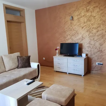 Kej Free Parking * Kraljevo